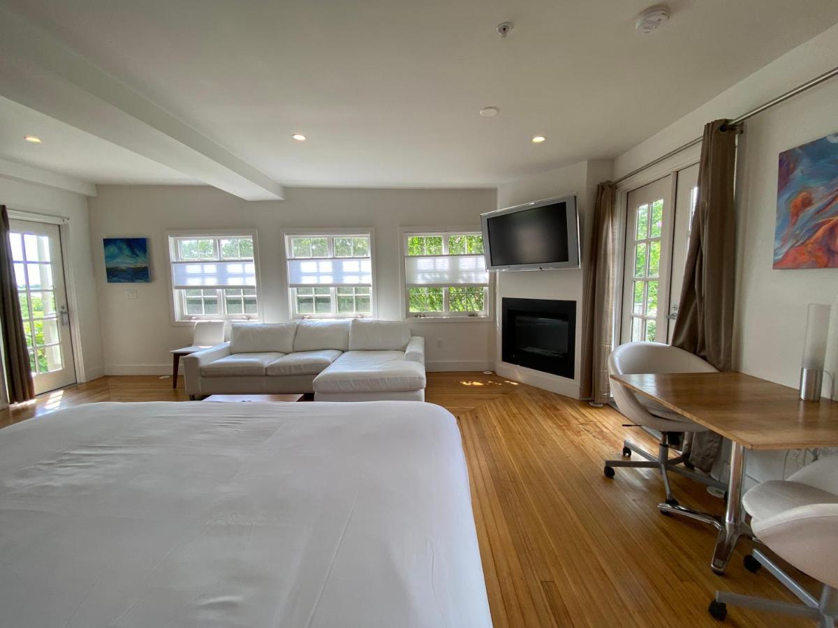 Stone House Inn Little Compton Bilik gambar